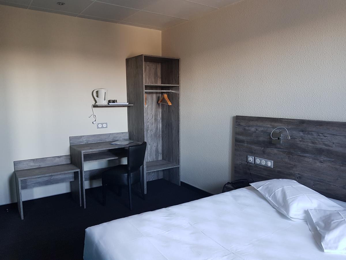 Hotel Jeanne D'Arc Saint-Chély-dʼApcher 외부 사진