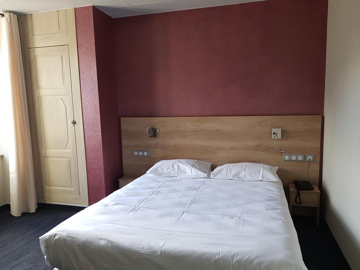 Hotel Jeanne D'Arc Saint-Chély-dʼApcher 외부 사진